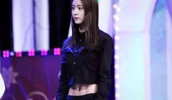 女生有腹肌真的好吗(女生有腹肌是什么样子)-图1 女生有腹肌真的好吗(女生有腹肌是什么样子)-图1