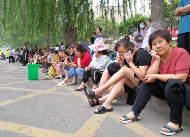 高考时家长应该怎么做(家长如何帮助孩子缓解高考压力)-图2 高考时家长应该怎么做(家长如何帮助孩子缓解高考压力)-图2