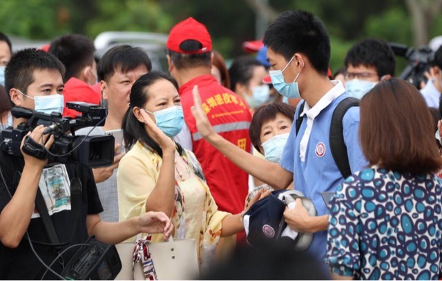 高考时家长应该怎么做(家长如何帮助孩子缓解高考压力)-图3 高考时家长应该怎么做(家长如何帮助孩子缓解高考压力)-图3