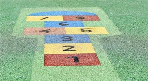 跳房子游戏规则及玩法-图1 跳房子游戏规则及玩法-图1