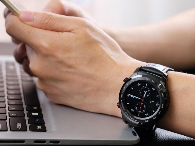 华为手表上的lon是什么意思-图1 华为手表上的lon是什么意思-图1