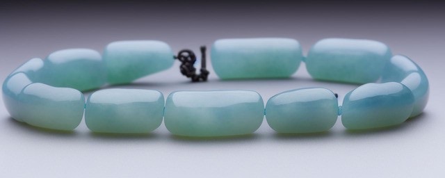 蓝水糯种化翡翠手镯-图1 蓝水糯种化翡翠手镯-图1