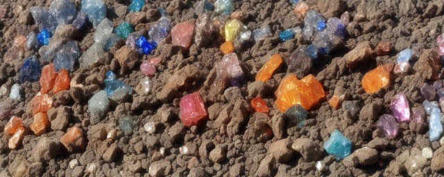 和田黄玉原生矿-图1 和田黄玉原生矿-图1