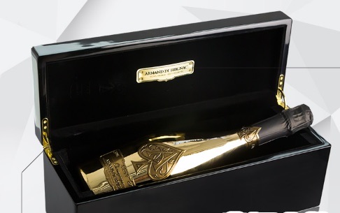 酒吧黑桃a多少钱一瓶(黑桃a香槟黄金版750ml价格2588元)-图2 酒吧黑桃a多少钱一瓶(黑桃a香槟黄金版750ml价格2588元)-图2