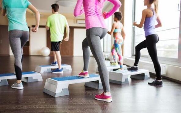 适合在家做的有氧运动有哪些-图1 适合在家做的有氧运动有哪些-图1