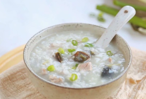 哪些人不适合喝皮蛋瘦肉粥?皮蛋瘦肉粥的营养有什么-图1 哪些人不适合喝皮蛋瘦肉粥?皮蛋瘦肉粥的营养有什么-图1