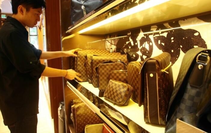 coach是什么牌子?蔻驰是哪个档次的品牌-图1 coach是什么牌子?蔻驰是哪个档次的品牌-图1