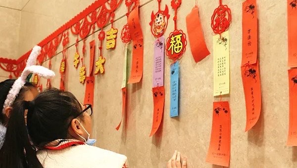 元宵儿童灯谜大全及答案,元宵儿童灯谜有哪些-图1 元宵儿童灯谜大全及答案,元宵儿童灯谜有哪些-图1