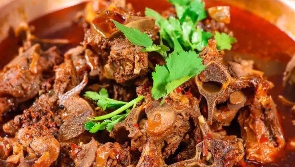 羊蝎子是羊身上的哪个部位,羊蝎子的做法-图4 羊蝎子是羊身上的哪个部位,羊蝎子的做法-图4