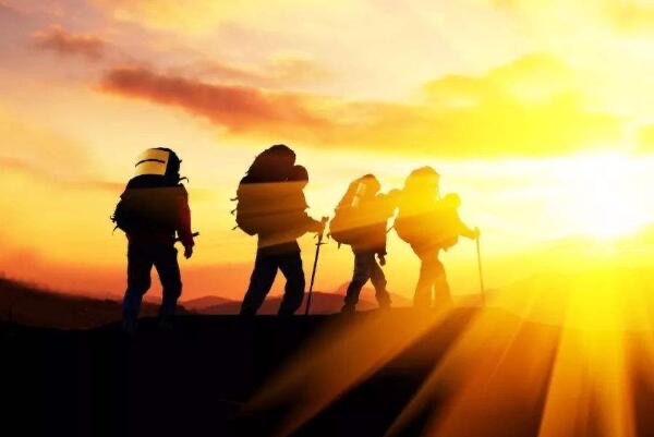 马斯洛需求的五个层次(生理需求、安全需求、社交需求等)-图4 马斯洛需求的五个层次(生理需求、安全需求、社交需求等)-图4