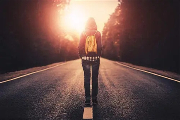 砥砺前行是什么意思?克服困难(崇高的革命意志)-图2 砥砺前行是什么意思?克服困难(崇高的革命意志)-图2