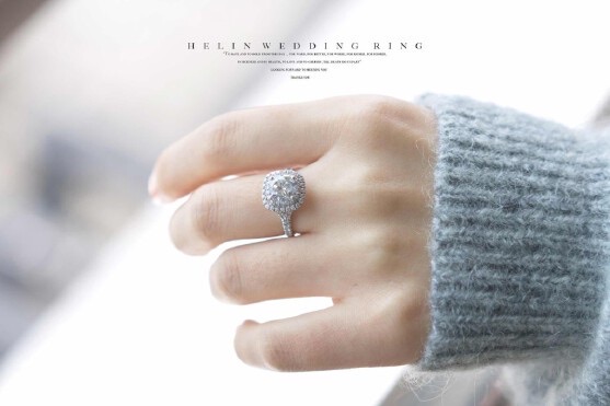 女人中指带戒指什么意思-图1 女人中指带戒指什么意思-图1