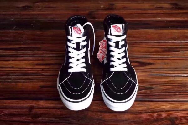 vans是万斯还是范斯-图1 vans是万斯还是范斯-图1