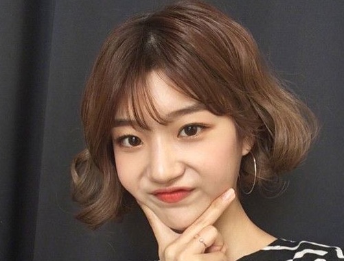 好看的女生短卷发发型推荐?夏天适合的短发发型图片推荐-图3 好看的女生短卷发发型推荐?夏天适合的短发发型图片推荐-图3