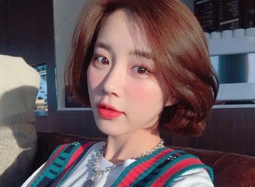 好看的女生短卷发发型推荐?夏天适合的短发发型图片推荐-图10 好看的女生短卷发发型推荐?夏天适合的短发发型图片推荐-图10