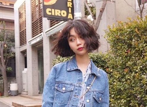 好看的女生短卷发发型推荐?夏天适合的短发发型图片推荐-图11 好看的女生短卷发发型推荐?夏天适合的短发发型图片推荐-图11