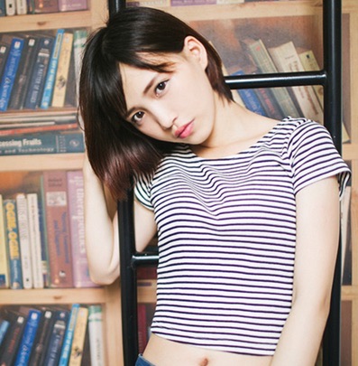 好看的女生短卷发发型推荐?夏天适合的短发发型图片推荐-图15 好看的女生短卷发发型推荐?夏天适合的短发发型图片推荐-图15