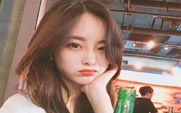 染发哪种颜色显皮肤白皙?亚麻色系列的头发颜色-图1 染发哪种颜色显皮肤白皙?亚麻色系列的头发颜色-图1