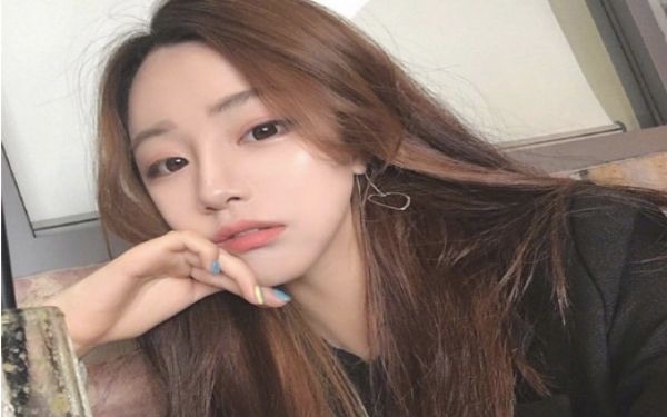 染发哪种颜色显皮肤白皙?亚麻色系列的头发颜色-图19 染发哪种颜色显皮肤白皙?亚麻色系列的头发颜色-图19