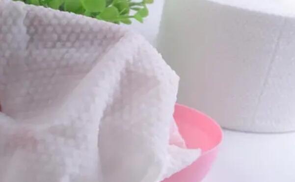 一次性洗脸巾危害,二次使用小心长痘(劣质产品还会c激皮肤)-图1 一次性洗脸巾危害,二次使用小心长痘(劣质产品还会c激皮肤)-图1