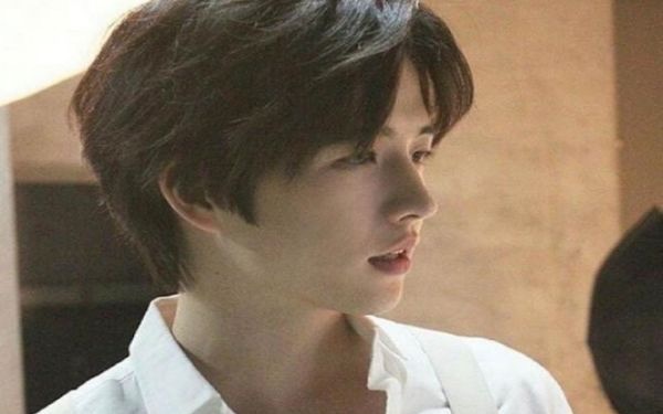 男生长发发型有哪些?男生留长发有几种发型-图7 男生长发发型有哪些?男生留长发有几种发型-图7