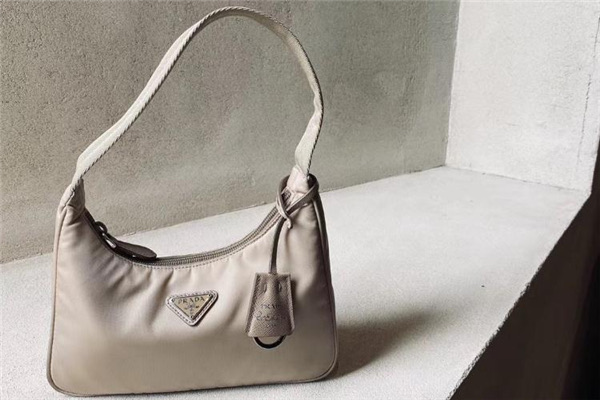 hobo包是什么意思?hobo包是什么牌子-图1 hobo包是什么意思?hobo包是什么牌子-图1