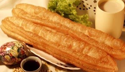 一根油条的热量是多少?一根油条热量多久消耗-图1 一根油条的热量是多少?一根油条热量多久消耗-图1