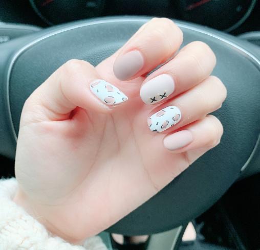 指甲短小美甲好看图片?短小指甲美甲图片-图7 指甲短小美甲好看图片?短小指甲美甲图片-图7