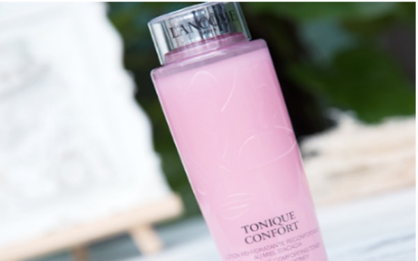 兰蔻粉水适合什么季节用?看什么肤质-图1 兰蔻粉水适合什么季节用?看什么肤质-图1