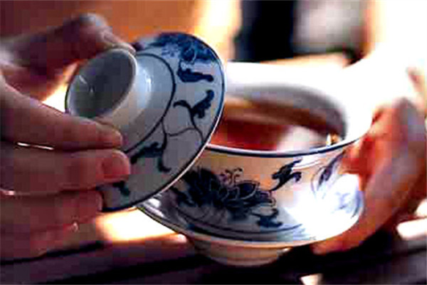 四物汤的功效与作用及食用方法?这些禁忌要注意-图4 四物汤的功效与作用及食用方法?这些禁忌要注意-图4