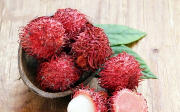 红毛丹的膜可以吃吗?吃了红毛丹膜有什么危险-图1 红毛丹的膜可以吃吗?吃了红毛丹膜有什么危险-图1