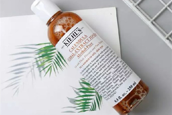 科颜氏金盏花爽肤水的功效与作用?科颜氏金盏花爽肤水可以收缩毛孔吗-图1 科颜氏金盏花爽肤水的功效与作用?科颜氏金盏花爽肤水可以收缩毛孔吗-图1