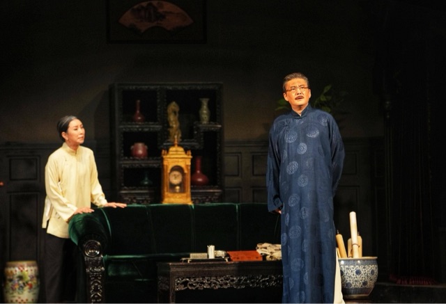 雷雨是谁写的?雷雨作者介绍-图1 雷雨是谁写的?雷雨作者介绍-图1