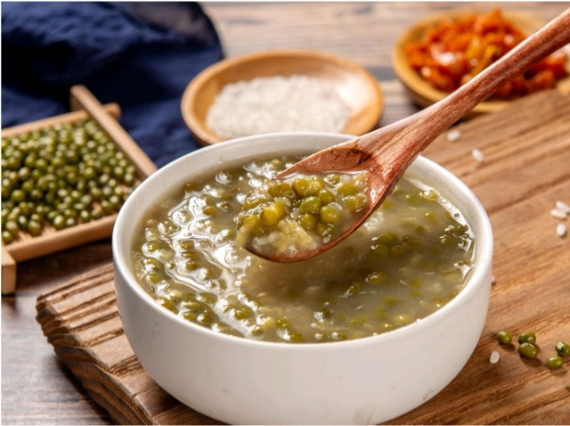 绿豆汤的功效与作用-图1 绿豆汤的功效与作用-图1