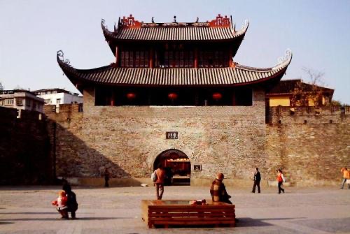 凤凰古城哪些景点好玩?凤凰古城值得去的景点-图3 凤凰古城哪些景点好玩?凤凰古城值得去的景点-图3