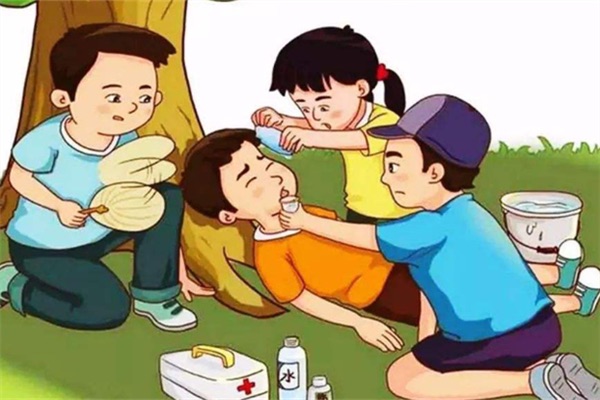 中暑会恶心呕吐吗?中暑分为几种类型-图3 中暑会恶心呕吐吗?中暑分为几种类型-图3