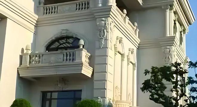 曝许凯长期聚众赌博:年累计金额超百万