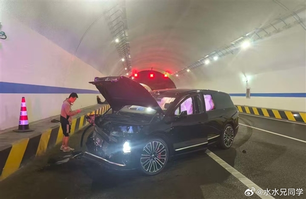 全新蔚来ES8首次事故曝光 官方回应:工作车 非辅助驾驶状态-图1 全新蔚来ES8首次事故曝光 官方回应:工作车 非辅助驾驶状态-图1