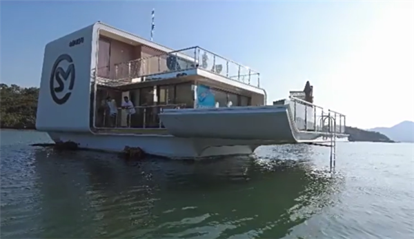 超万人围观!一超大游艇30万起拍 工作人员:没动力了直降397万元-图2 超万人围观!一超大游艇30万起拍 工作人员:没动力了直降397万元-图2