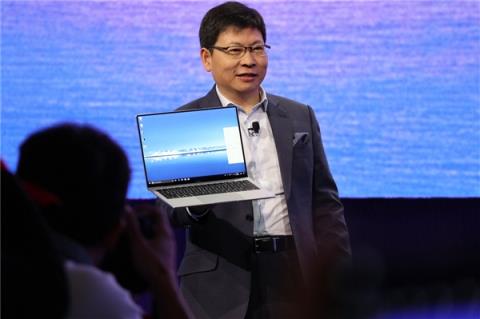 国内PC出货量联想坐稳第一：华为靠鸿蒙加速追赶中 体量差近3倍(图2)