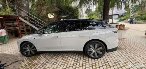 理想纯电路上最关键一环 全新i6实车曝光：预计售价25万级(图3)