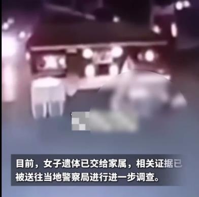 唏嘘！美女骑手驾驶摩托车超车时遭大货车碾压身亡：带头盔没能幸免(图1)