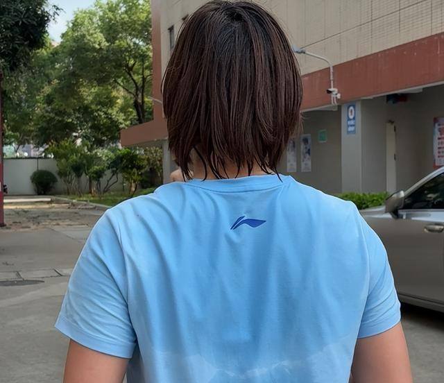 全红婵训练照曝光,身形精瘦,陈若琳力挺 汗水浇灌蜕变