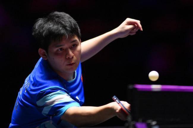 WTT澳门冠军赛：林诗栋晋级16强 横扫对手显实力