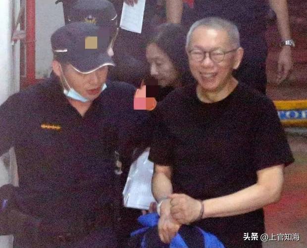 柯文哲交保出狱 大骂赖清德