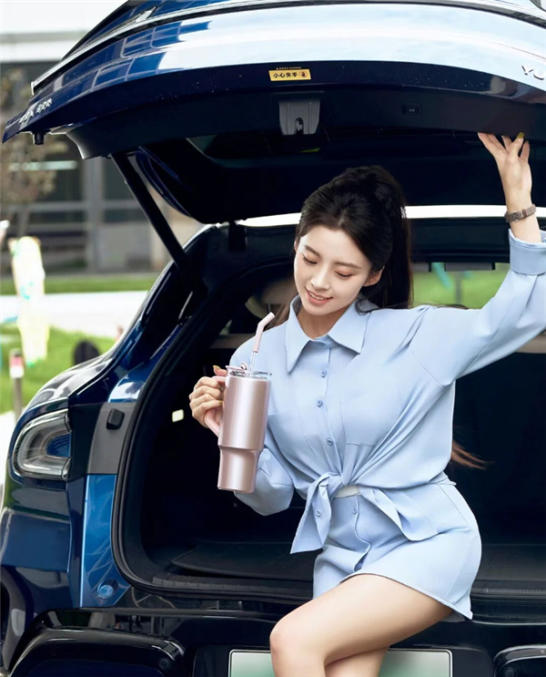 2025小米中秋礼盒公布：澎湃OS、玄戒O1、超级小爱造型