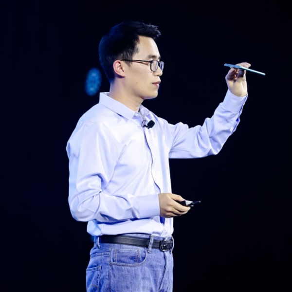 回应没窃取公司机密出售！被互联网灾星李炮击沉的王腾 30天涨粉超17万-图1