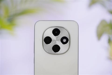 开启手机6年耐用新时代！OPPOA6Pro图赏(图9)