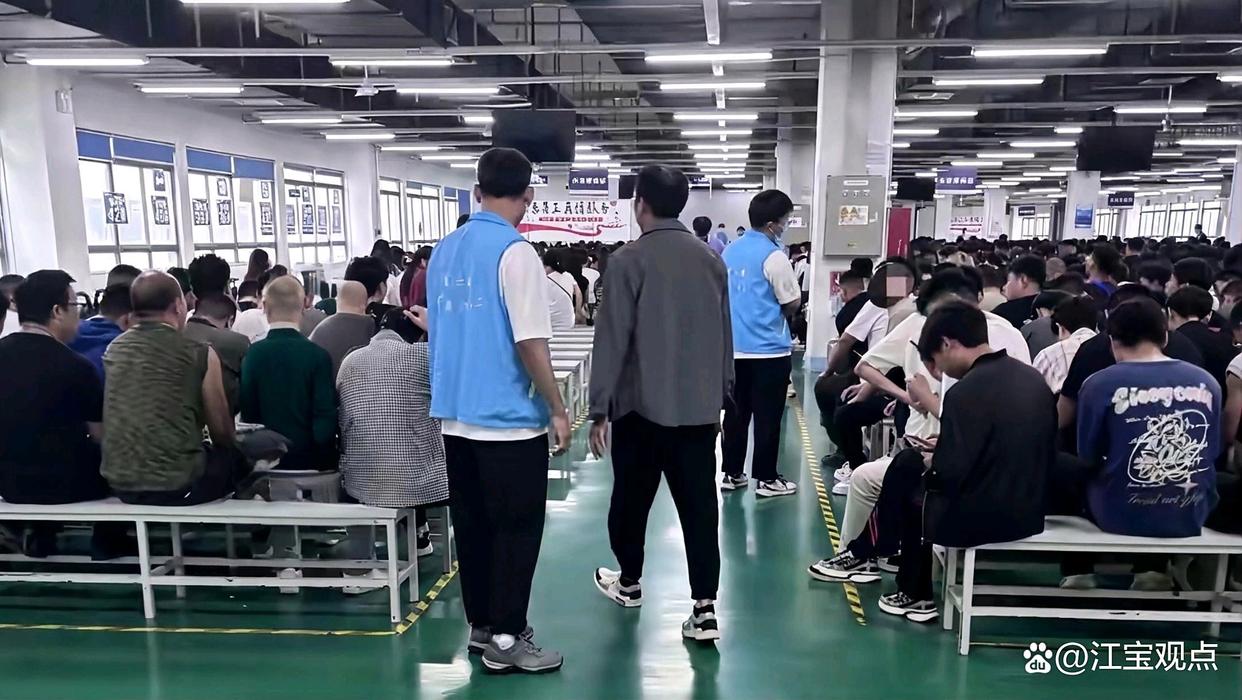苹果新品这么受欢迎吗?郑州富士康近20万人赶工新iPhone