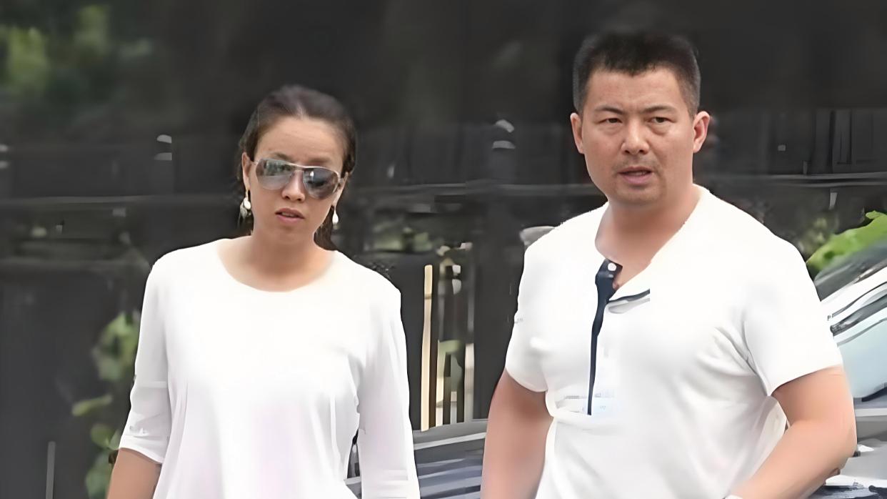 那英老公否认出轨:无中生有的谣言!